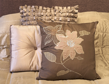 Buy cushions and pillows online from CushionsXpress.